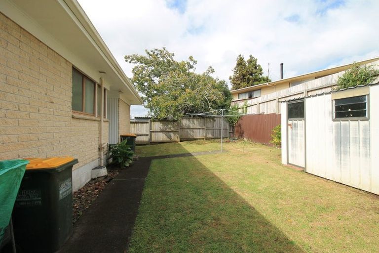 Photo of property in 2/14 Taonui Street, Rosehill, Papakura, 2113