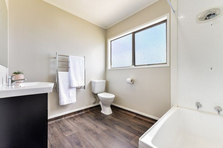 Photo of property in 50 Cullimore Street, Pukete, Hamilton, 3200