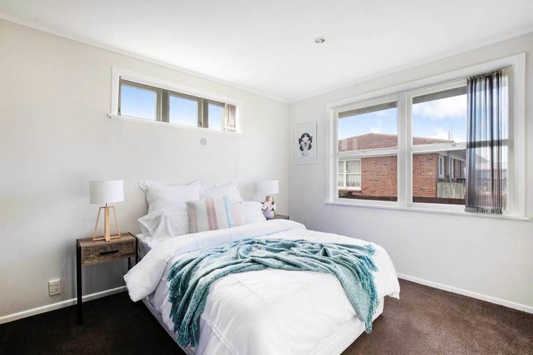 Photo of property in 114 Coxhead Road, Wattle Downs, Auckland, 2103