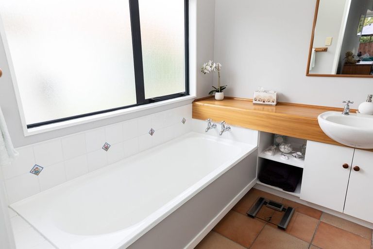 Photo of property in 31 Tranmere Road, Fairfield, Hamilton, 3214