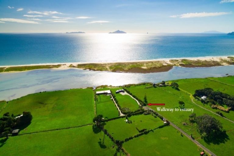 Photo of property in 39 North Cove Lane, Waipu, 0582