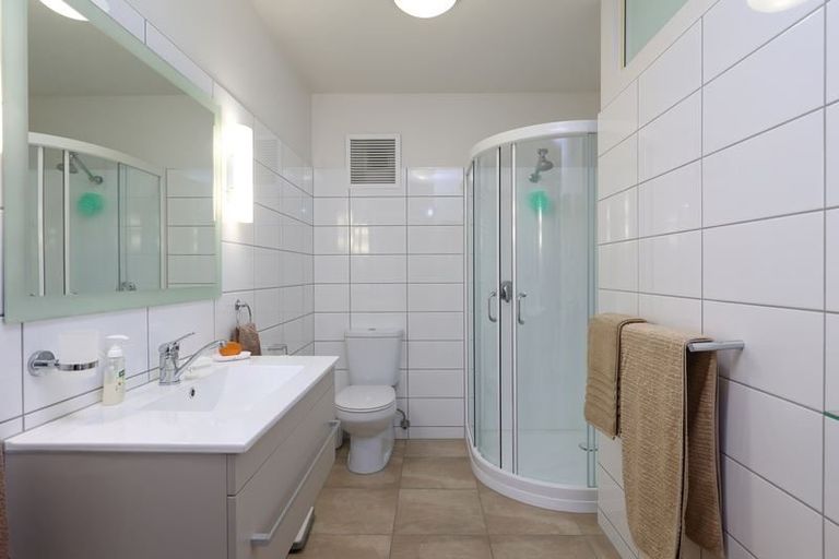 Photo of property in 274 Princes Drive, Britannia Heights, Nelson, 7010