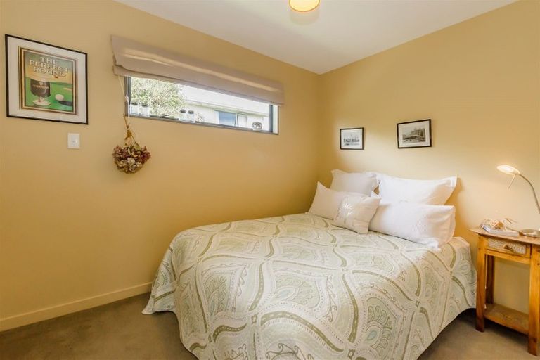 Photo of property in 26 Eruini Street, Waikanae Beach, Waikanae, 5036