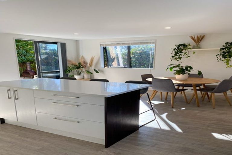 Photo of property in 16a Universal Drive, Henderson, Auckland, 0610