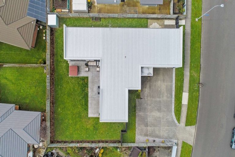 Photo of property in 79 Rosalie Terrace, Kelvin Grove, Palmerston North, 4414