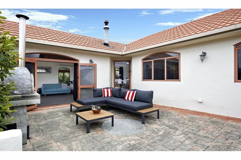 Photo of property in 11 Stagg Place, Brightwater, 7022