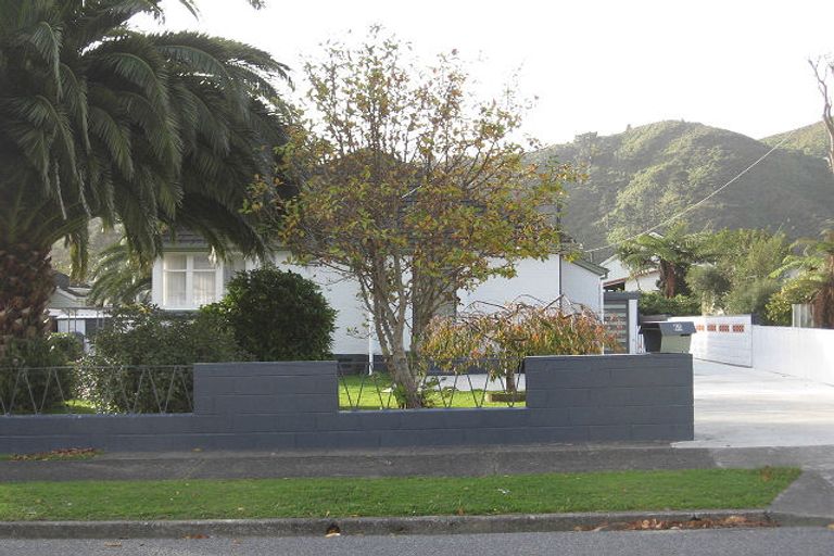 Photo of property in 65 Strand Crescent, Naenae, Lower Hutt, 5011