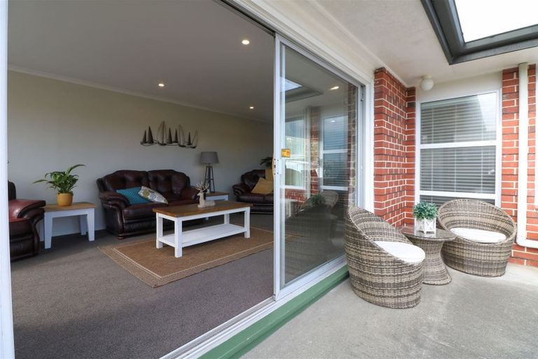 Photo of property in 8 Kowhai Street, Highfield, Timaru, 7910