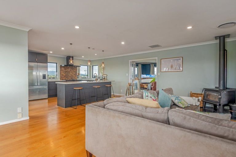 Photo of property in 1061 Taonui Road, Colyton, Feilding, 4775