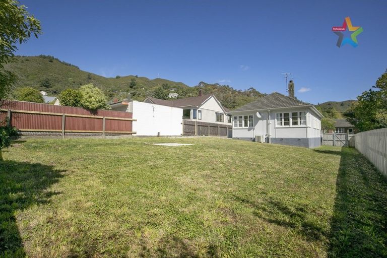 Photo of property in 56 Wilkie Crescent, Naenae, Lower Hutt, 5011