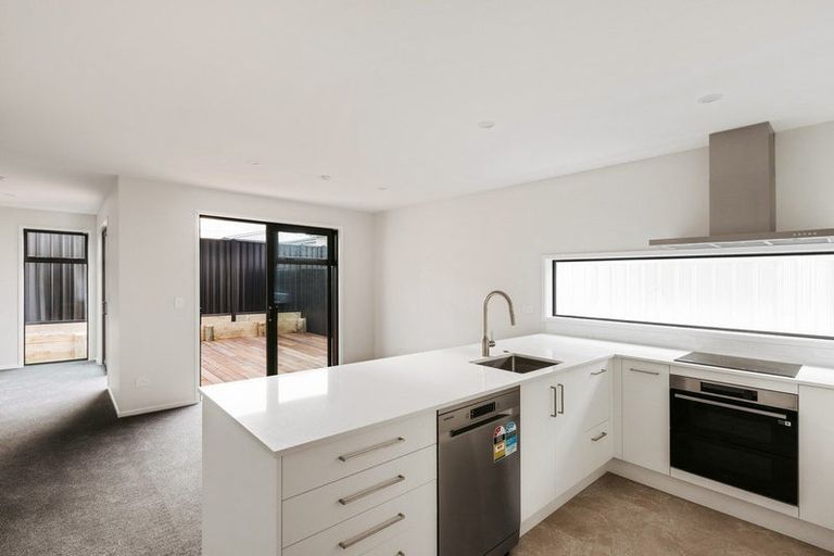 Photo of property in 75 Empire Crescent, Papamoa, 3118