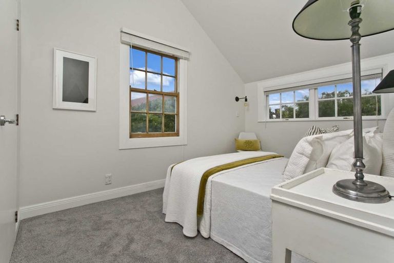 Photo of property in 3/14-26 Beach Road, Northcote Point, Auckland, 0627