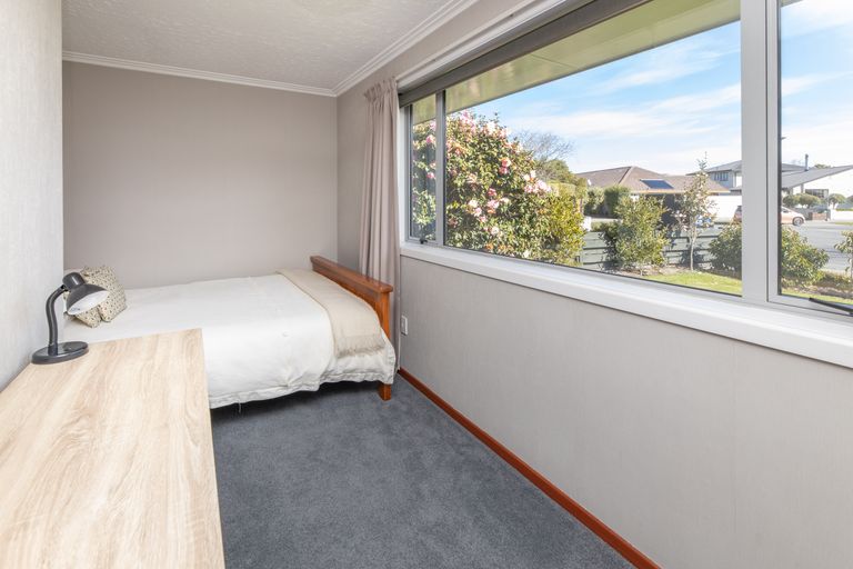 Photo of property in 11 Goya Place, Bishopdale, Christchurch, 8051