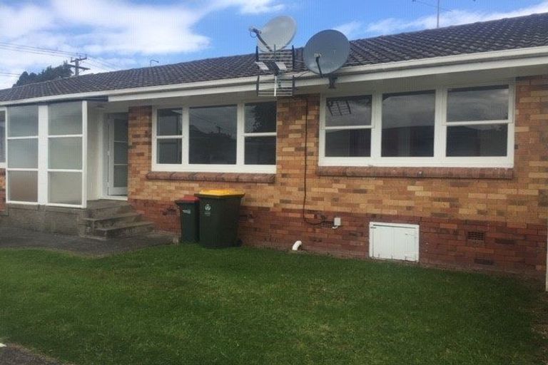 Photo of property in 2/75 Wallace Road, Papatoetoe, Auckland, 2025