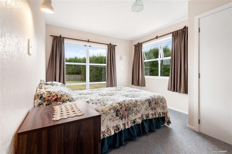 Photo of property in 360 Fitzgerald Road, Drury, 2577