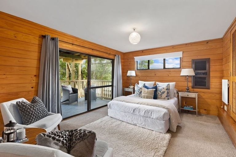 Photo of property in 2 Dunraven Place, Torbay, Auckland, 0630