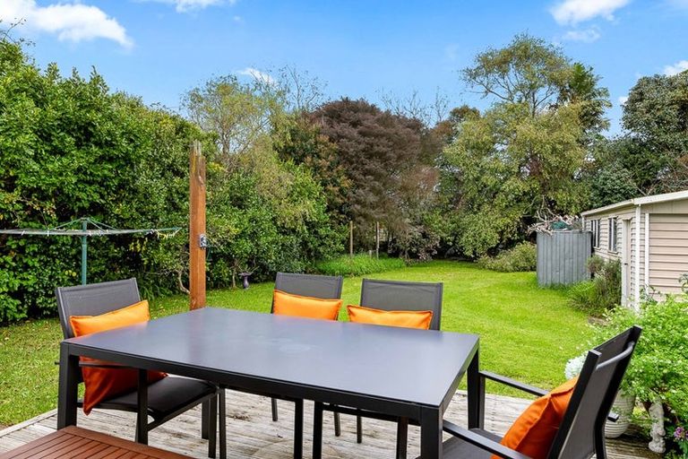 Photo of property in 43 Wharf Road, Te Atatu Peninsula, Auckland, 0610
