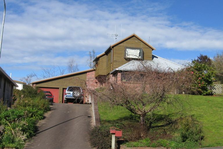 Photo of property in 11 Northview Lane, Nawton, Hamilton, 3200