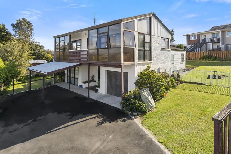 Photo of property in 17 Tarata Street, Matua, Tauranga, 3110