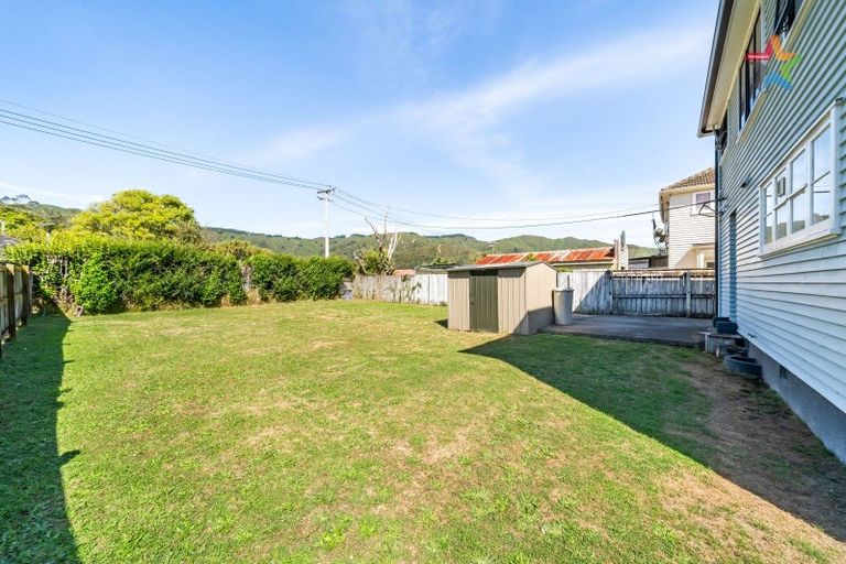 Photo of property in 274 Naenae Road, Naenae, Lower Hutt, 5011