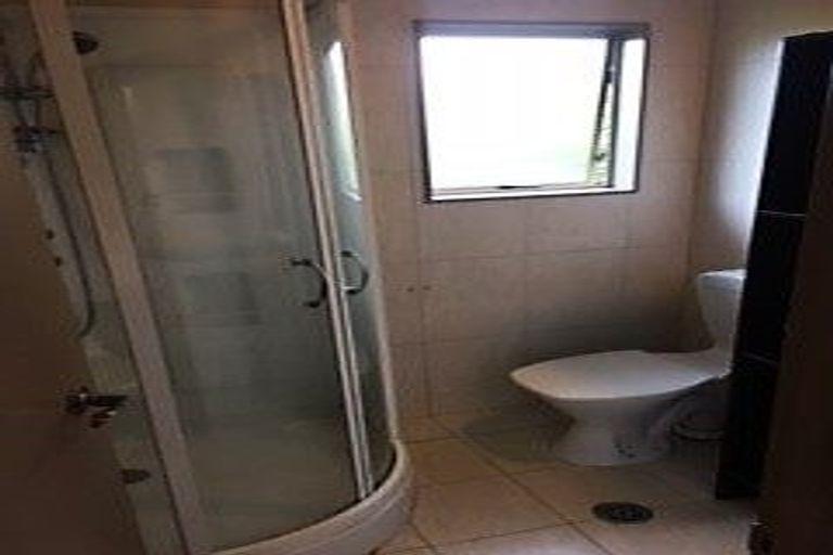 Photo of property in 27a Captain Scott Road, Glen Eden, Auckland, 0602