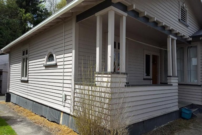 Photo of property in 16 Opoia Road, Hamilton East, Hamilton, 3216