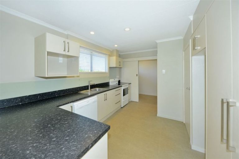 Photo of property in 18 Saffron Street, Bryndwr, Christchurch, 8053