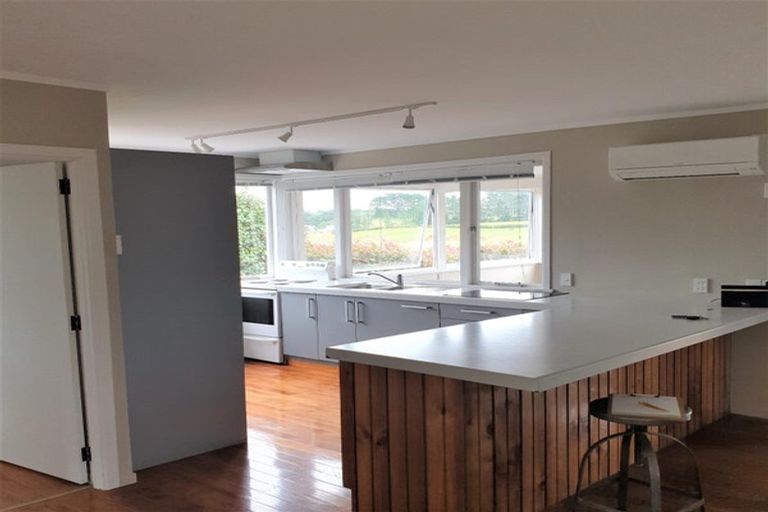 Photo of property in 26 Beach Road, Glenbrook, Waiuku, 2681