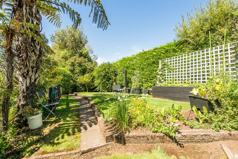 Photo of property in 26 Montgomery Terrace, Hokowhitu, Palmerston North, 4410