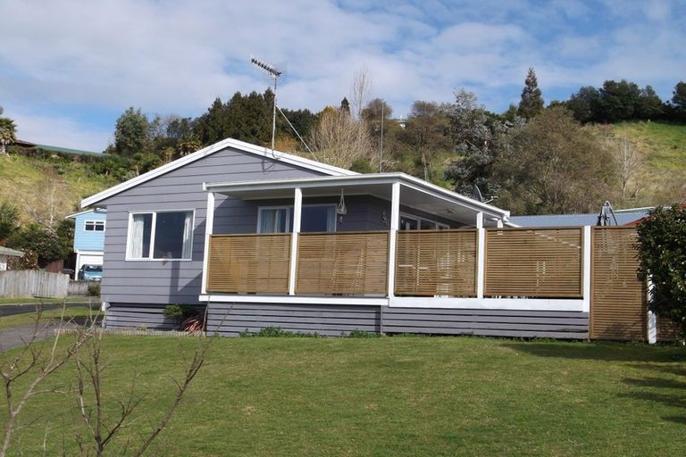 Photo of property in 25 Resolution Road, Welcome Bay, Tauranga, 3112