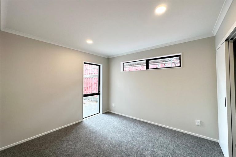 Photo of property in 22 Combat Street, Papakura, 2110