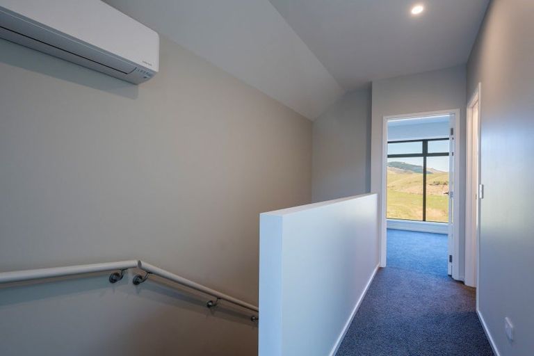 Photo of property in 2 Hill Tops Way, Stoke, Nelson, 7011