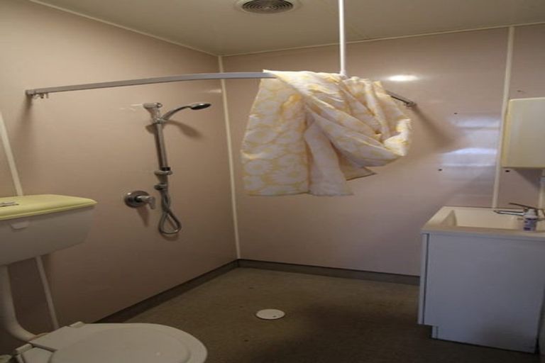 Photo of property in 10 Cashel Street, South Dunedin, Dunedin, 9012