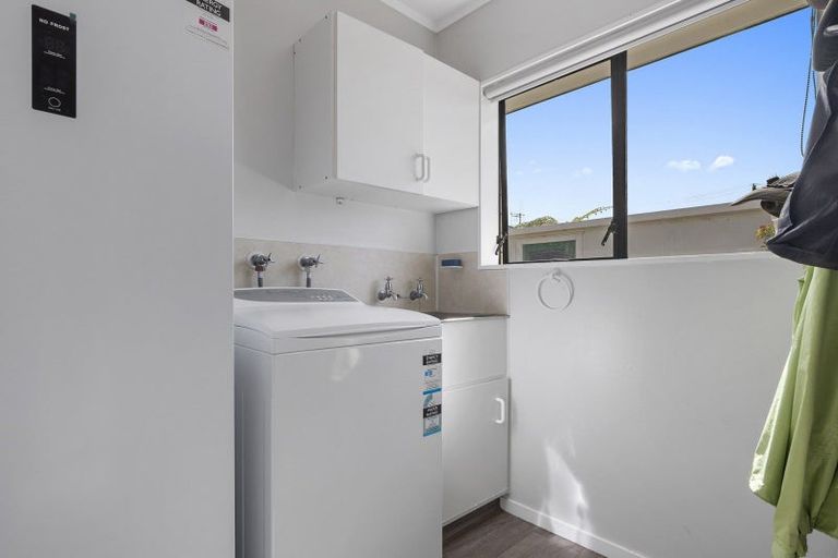 Photo of property in 49a Queen Road, Bellevue, Tauranga, 3110