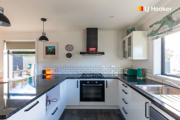 Photo of property in 25 Copinsha Street, Palmerston, 9430