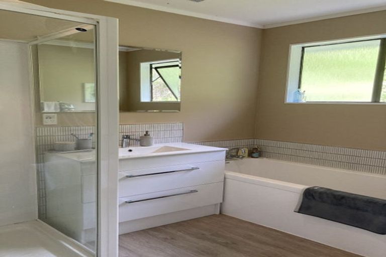 Photo of property in 34 Voltaire Street, Karori, Wellington, 6012