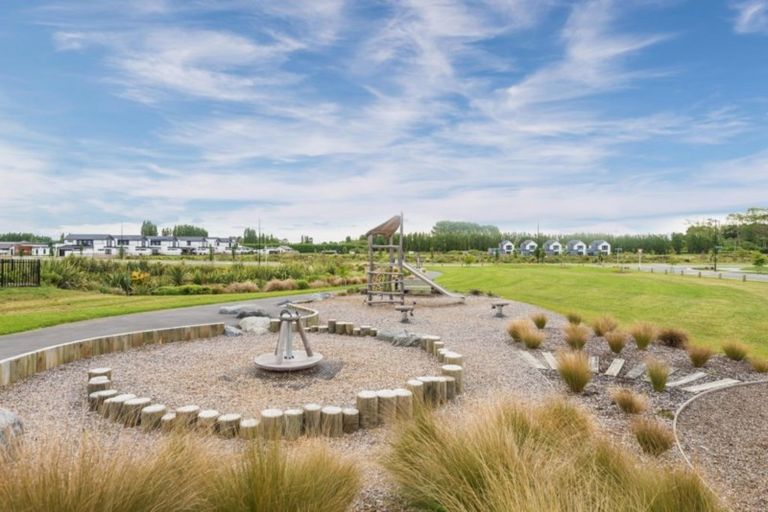 Photo of property in 22 Leader Street, Marshland, Christchurch, 8083