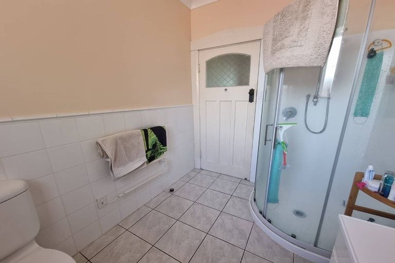 Photo of property in 1 The Parade, Island Bay, Wellington, 6023