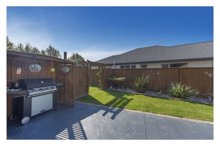 Photo of property in 14 Curtis Street, Stoke, Nelson, 7011