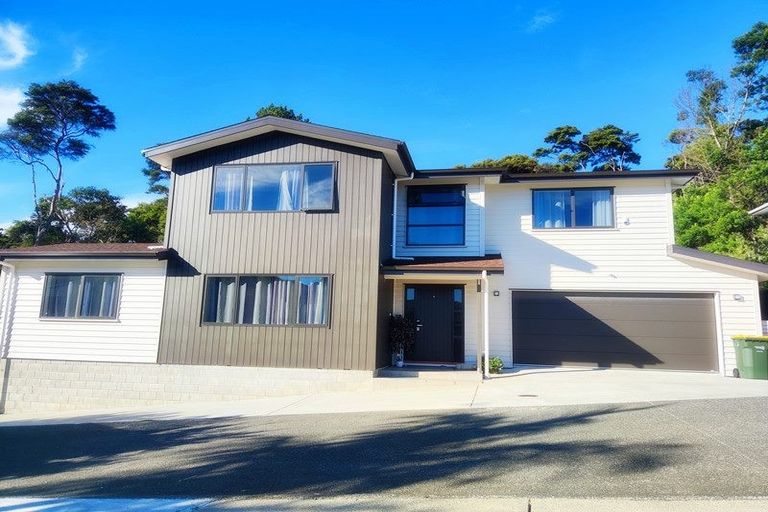 Photo of property in 111 Glendhu Road, Bayview, Auckland, 0629