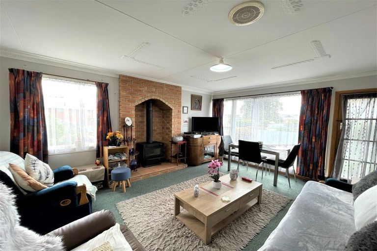 Photo of property in 65a Charlotte Street, Balclutha, 9230