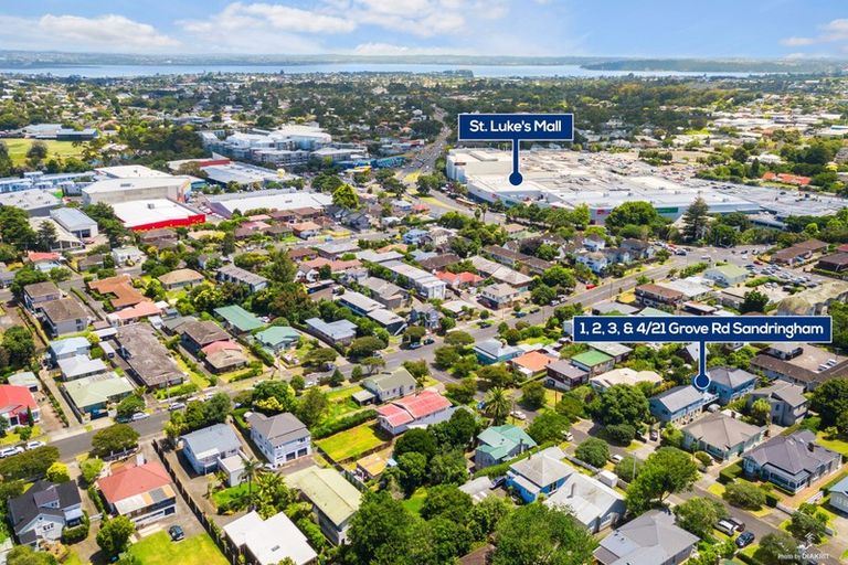 Photo of property in 2/21 Grove Road, Sandringham, Auckland, 1025