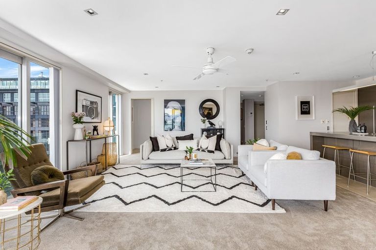 Photo of property in Piermont Apartments, 6f/82 Cable Street, Te Aro, Wellington, 6011