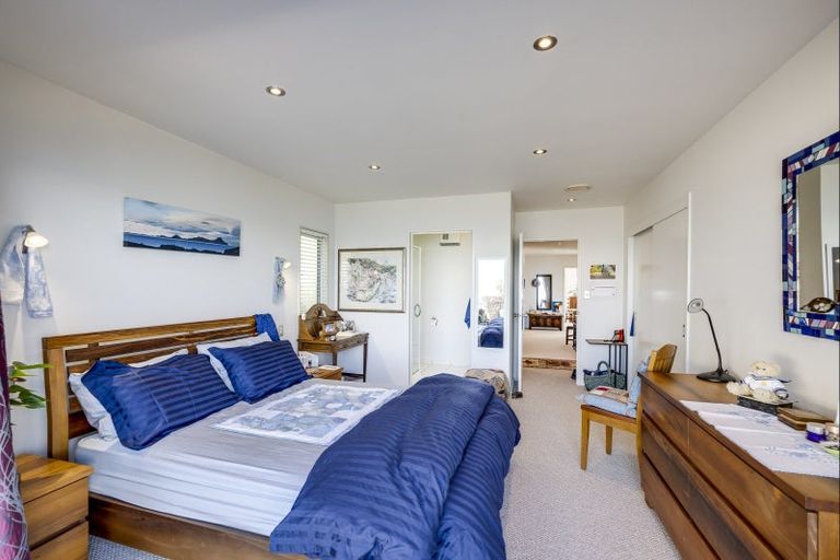 Photo of property in 130a Priestley Terrace, Bluff Hill, Napier, 4110