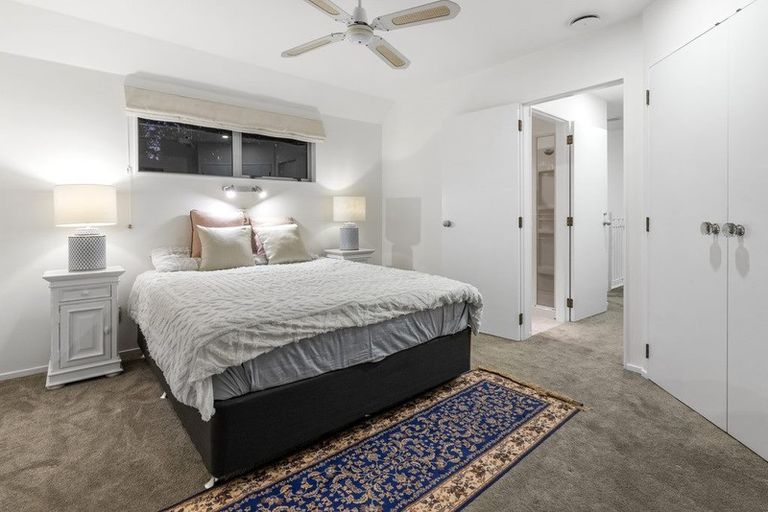 Photo of property in 1/57 James Evans Drive, Northcote, Auckland, 0627