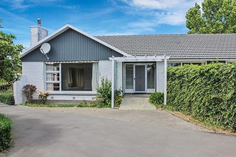Photo of property in 18 Glenavon Place, Ilam, Christchurch, 8041