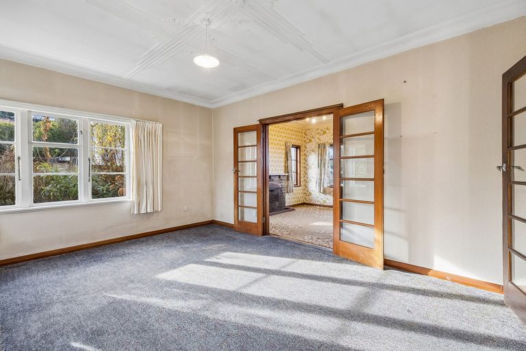 Photo of property in 35 Glenpark Avenue, Mornington, Dunedin, 9011