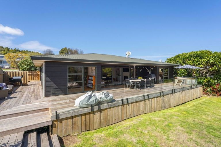 Photo of property in 40 Arrowsmith Avenue, Waipahihi, Taupo, 3330