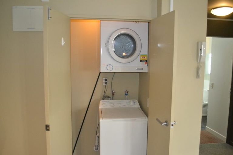 Photo of property in Westhaven Apartments, 20/127 Molesworth Street, Thorndon, Wellington, 6011