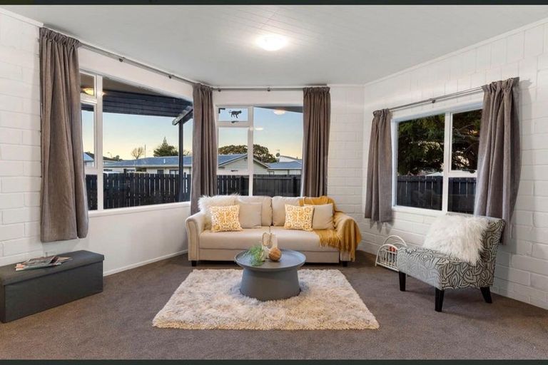 Photo of property in 26 Oratu Place, Manurewa, Auckland, 2102